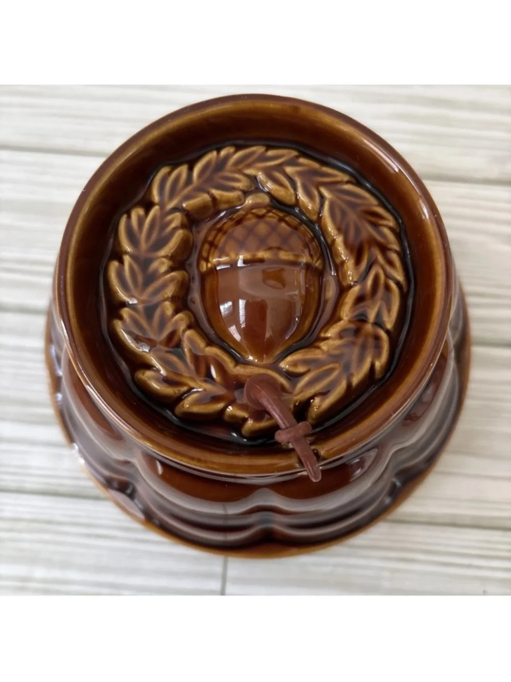 Williams Sonoma Glazed Mold Autumn Acorn Ceramic Silicone Release Plug 6”